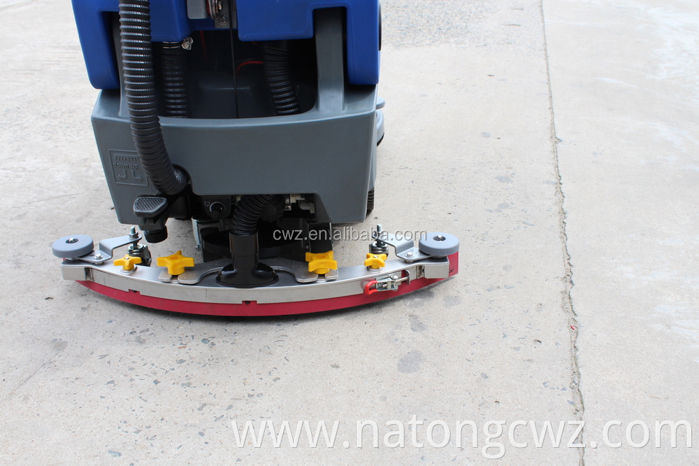 Easy operated small manual floor scrubber dryer,scrubber drier